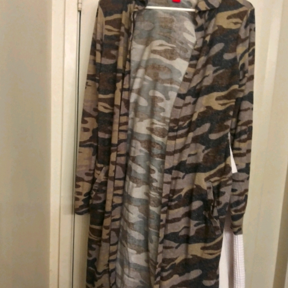 Camo lightweight cover up